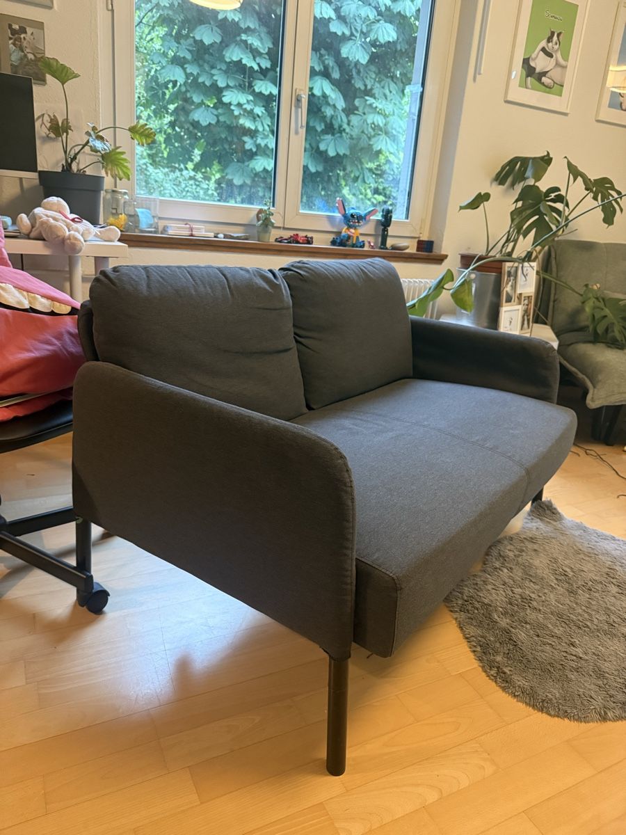 Ikea Sofas: 2er Sofa IKEA GLOSTAD – D'occasion à Bern par rokiwankenobi 1
