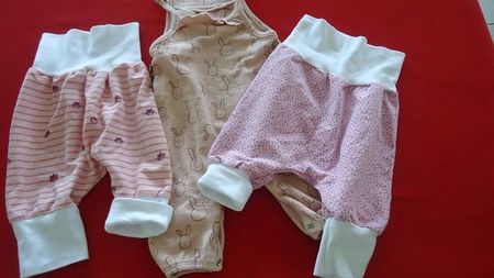Süesses Baby Set, 3 Hosen in Grösse 62, Top Zustand