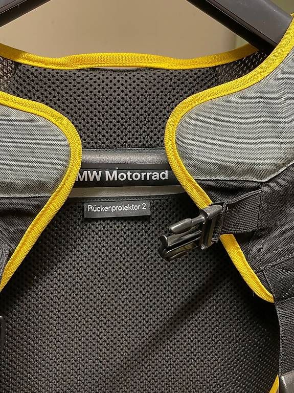 Protezioni & Imbottiture: Para schiena BMW tg. M – Usato da Massagno venduto da dar_8mq5 1