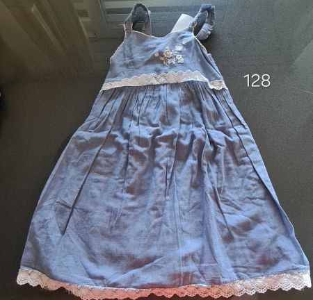 Leichtes Sommerkleid Gr. 128, jeansblau, mit Spitze
