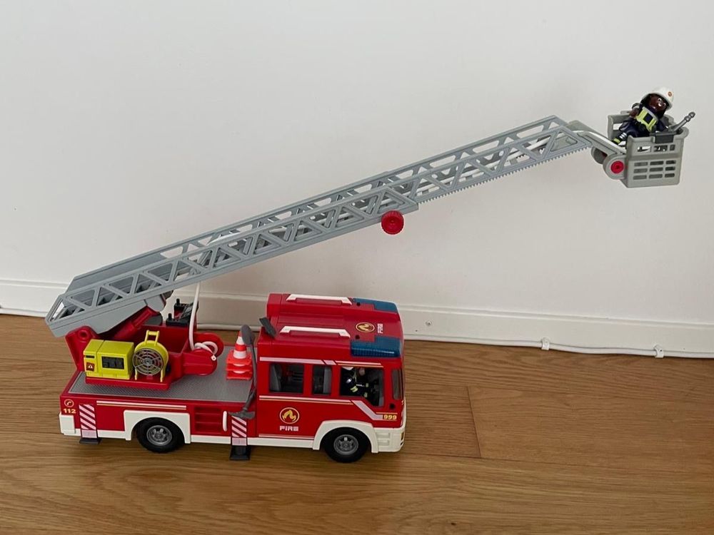 Buy Playmobil City Action · Camion de pompiers · 9463