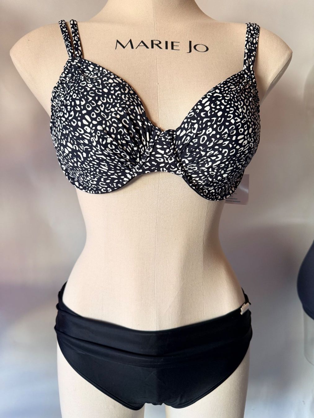 Lascana Costumi da bagno & Bikini: LASCANA, Bikini, Grösse 40D/40, Farbe Schwarz – Nuovo e nell'imballaggio originale da Rudolfstetten venduto da gst_g7xl