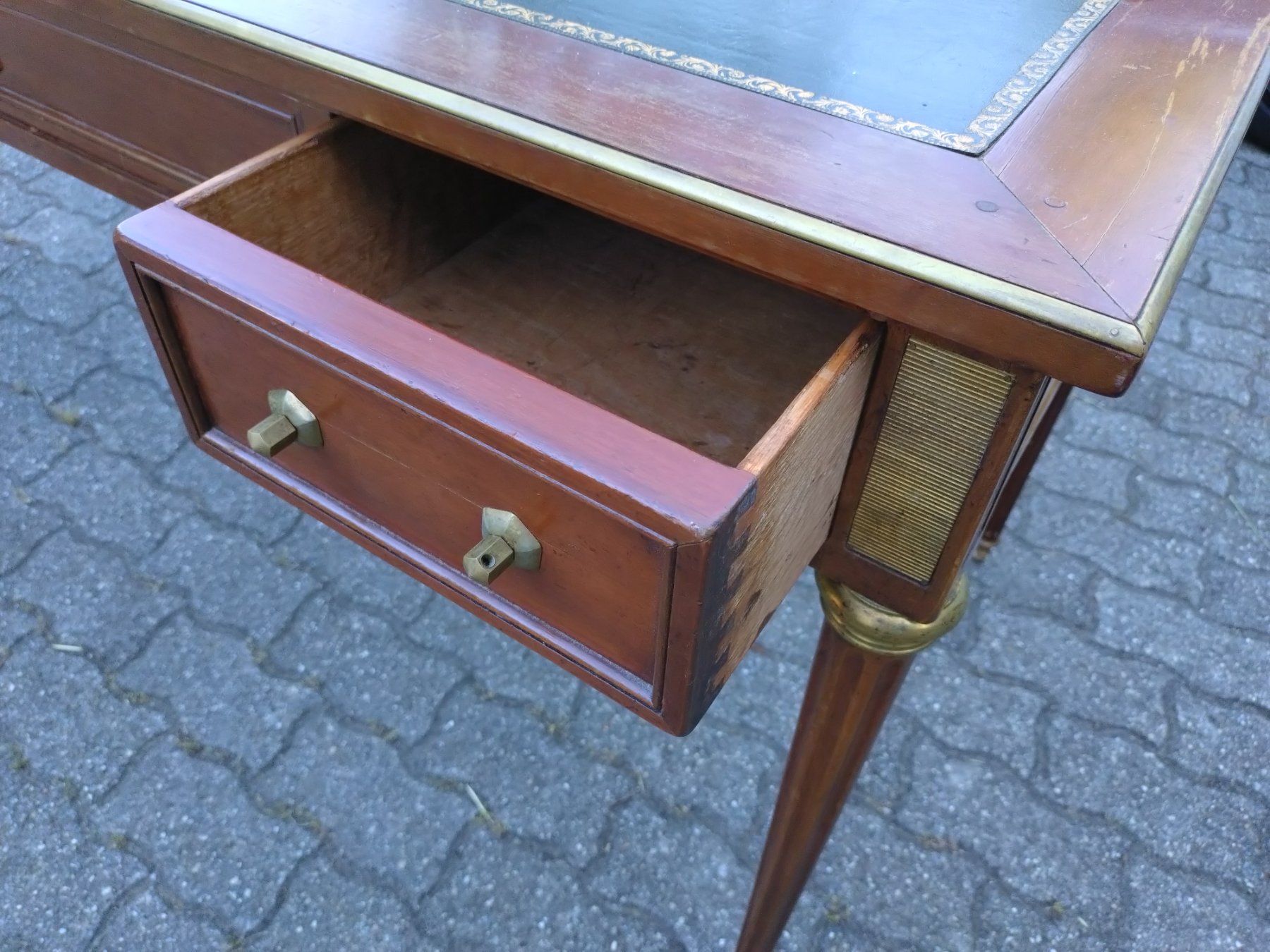 Tables: Biedermeier Tisch – D'occasion à Schwarzenbach SG par alpechruezer