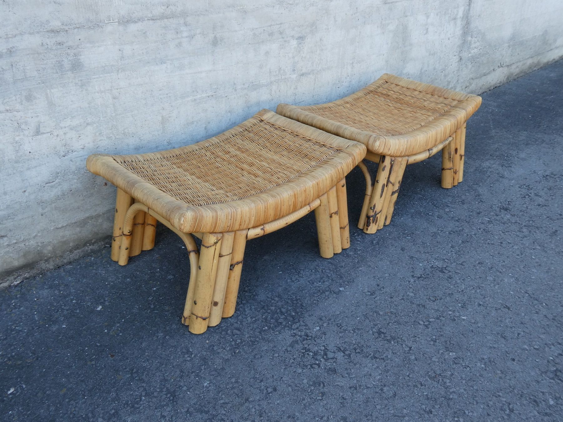 Tabourets: 2 niedrige ARCO Hocker – D'occasion à Lüchingen par Eeizo 1