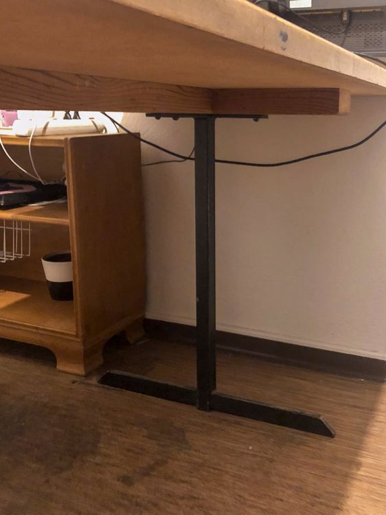 Scrivanie: Schreibtisch 180x80cm – Usato da Winterthur venduto da Ael_ 2
