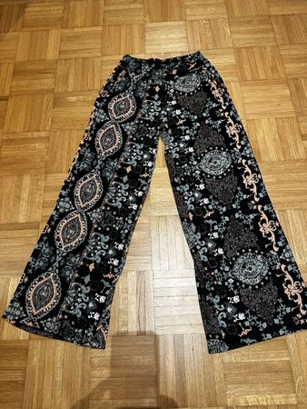 Lascana Sommerhose, Gr. 34 aus Viskose. Neuwertig!