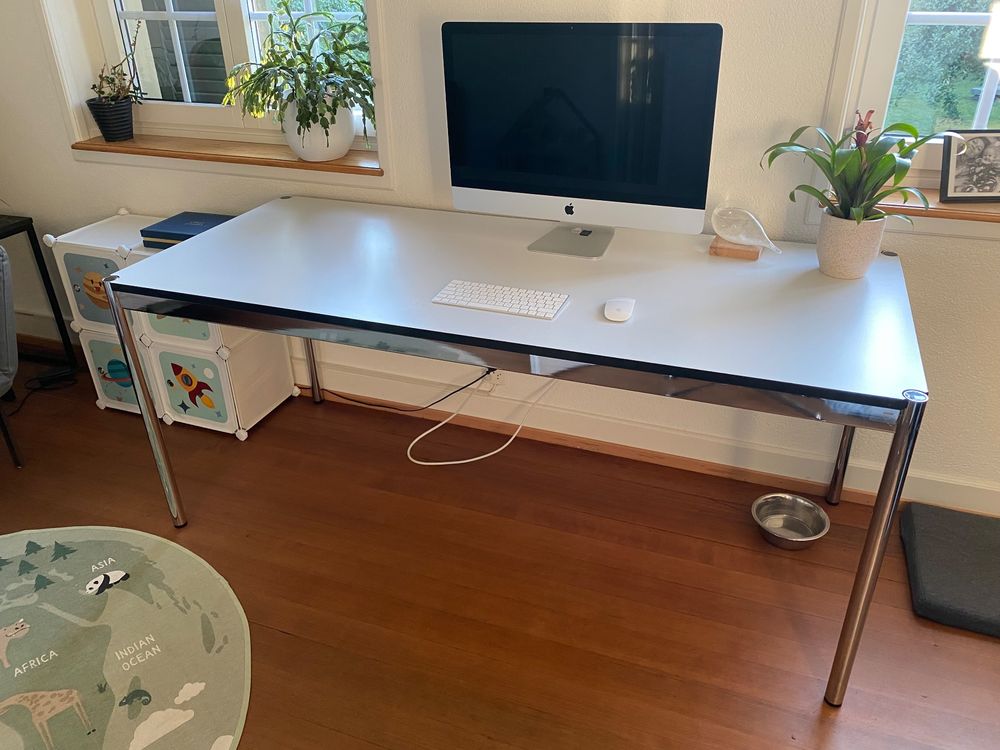 USM Haller Tische 200x100 weiss 1