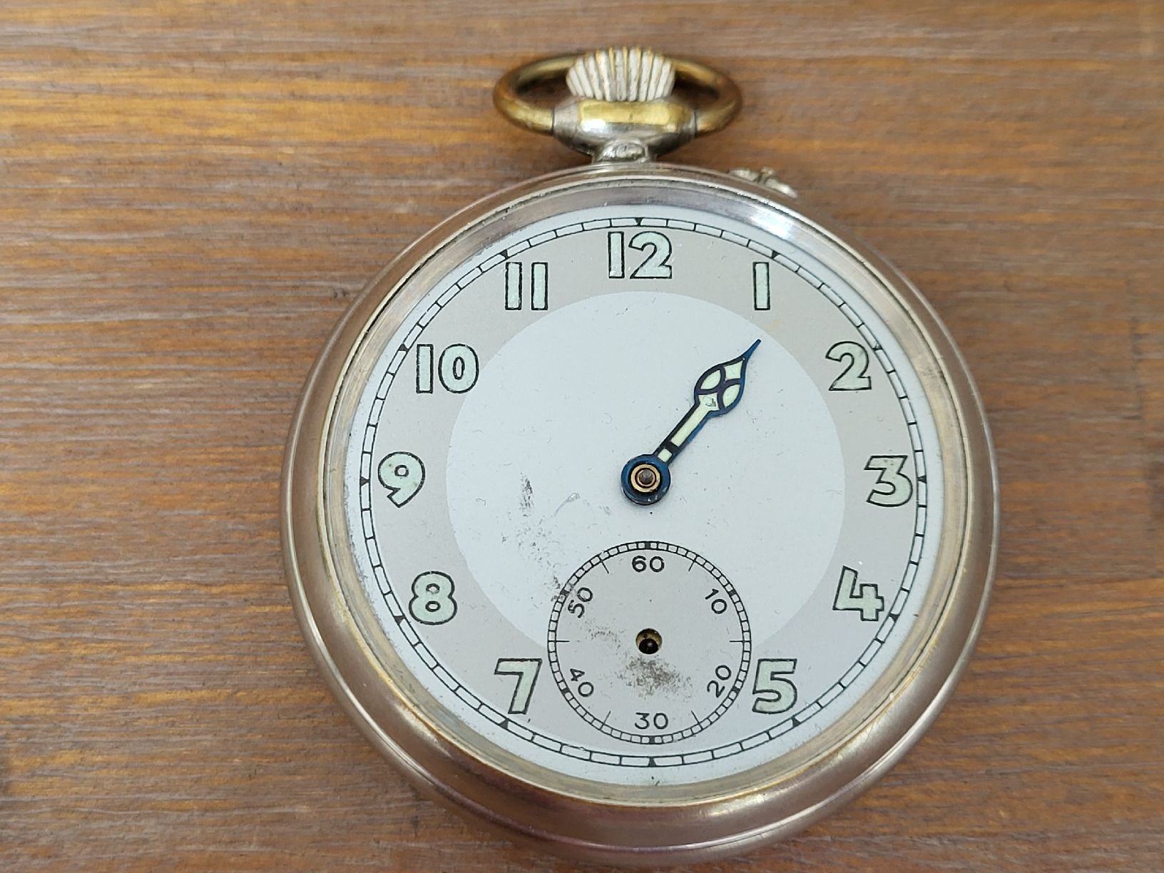 Montres: TASCHENUHR 51 MM LÄUFT  – Défectueux à Lommiswil par Fridu_C
