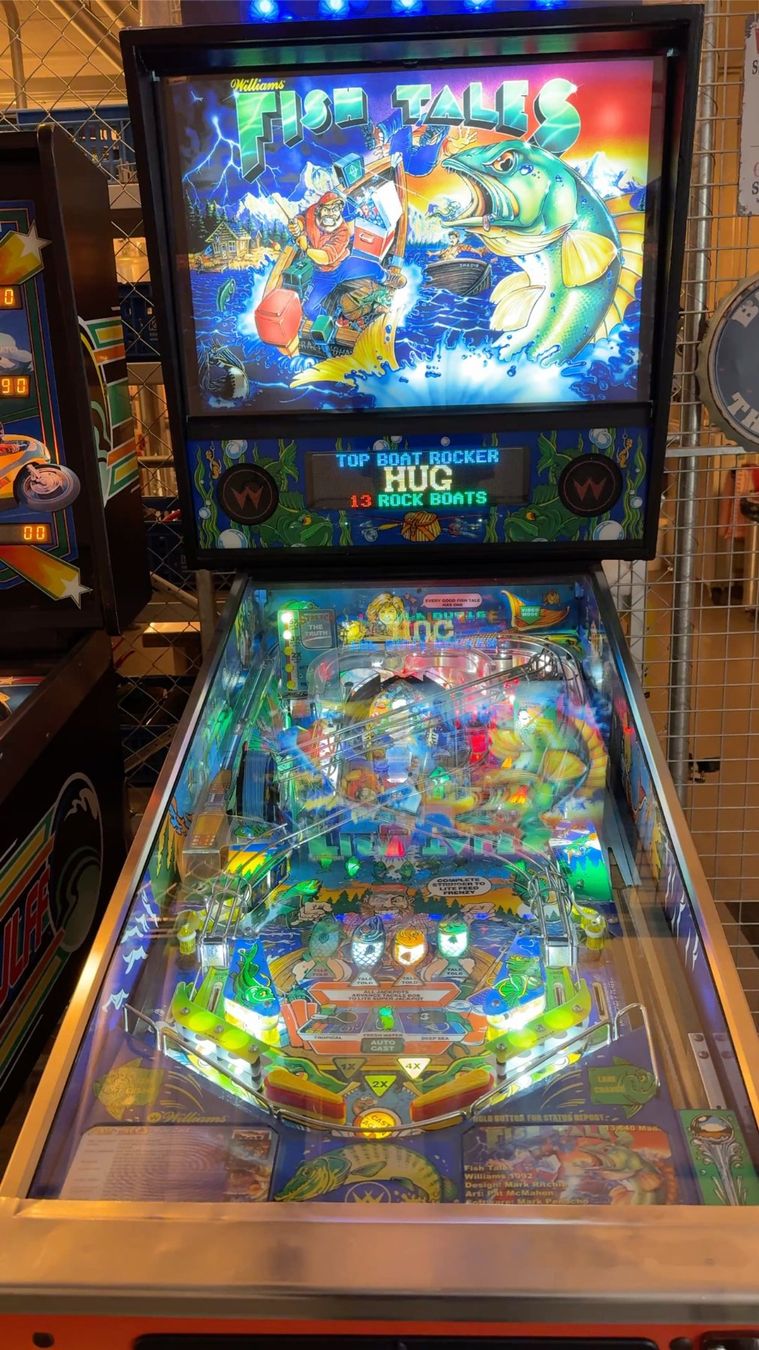 Williams Flipper: Wunderschöner Flipperkasten "Fish-Tales" – Usato da Rümlang venduto da Hazel 2