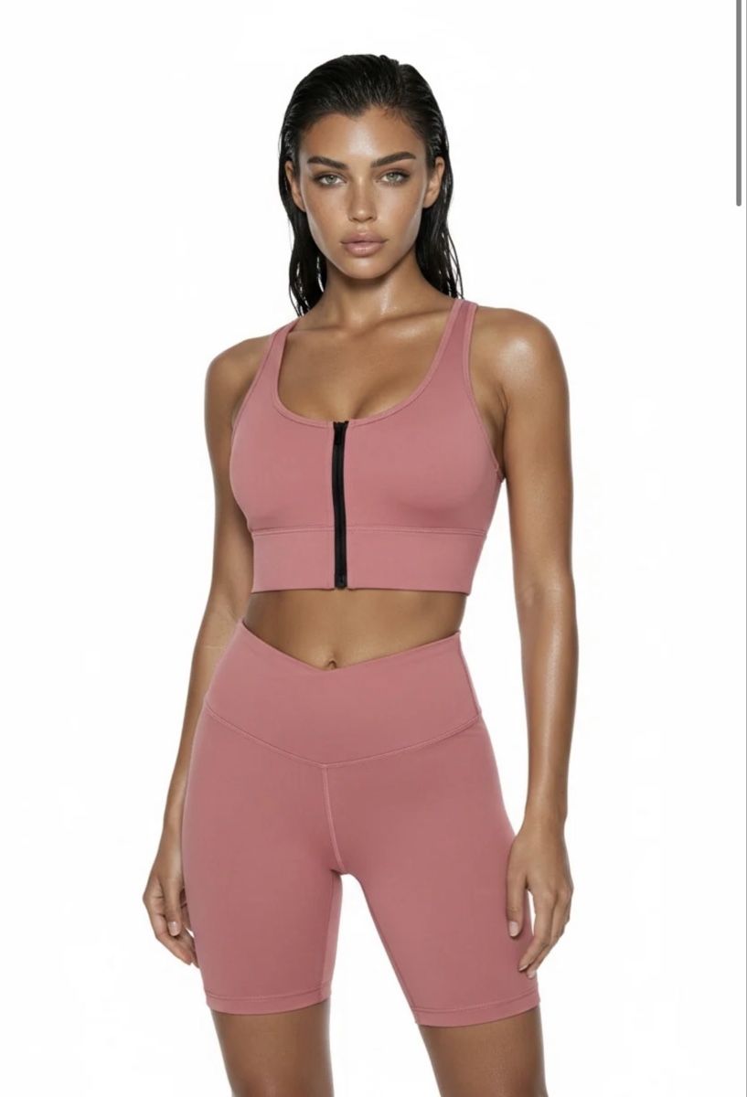 Top: Alpha Coutures Sport BH – Nuovo (secondo la descrizione) da Winterthur venduto da GloSte08 2