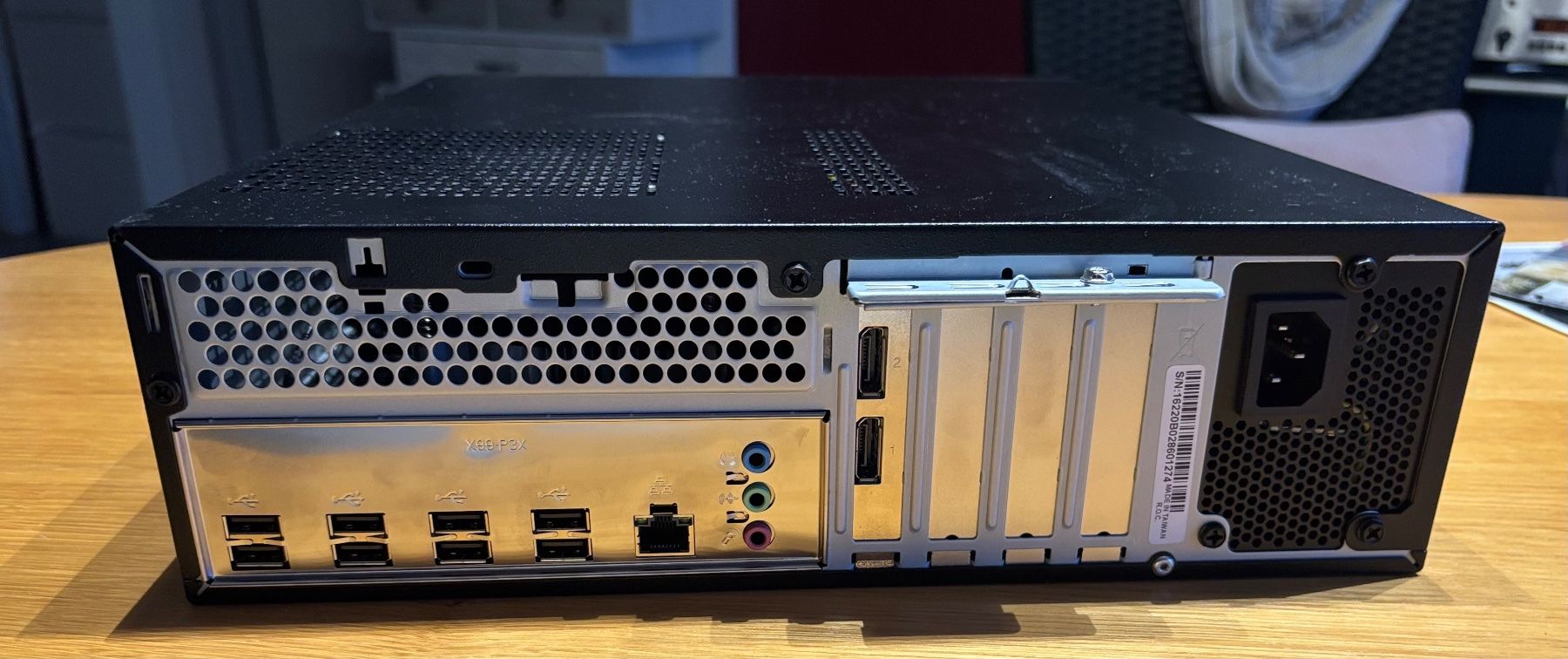Intel PCs: Pc 12 cores  + 4 TB avec Proxmox – D'occasion à Marin-Epagnier par 221966 2
