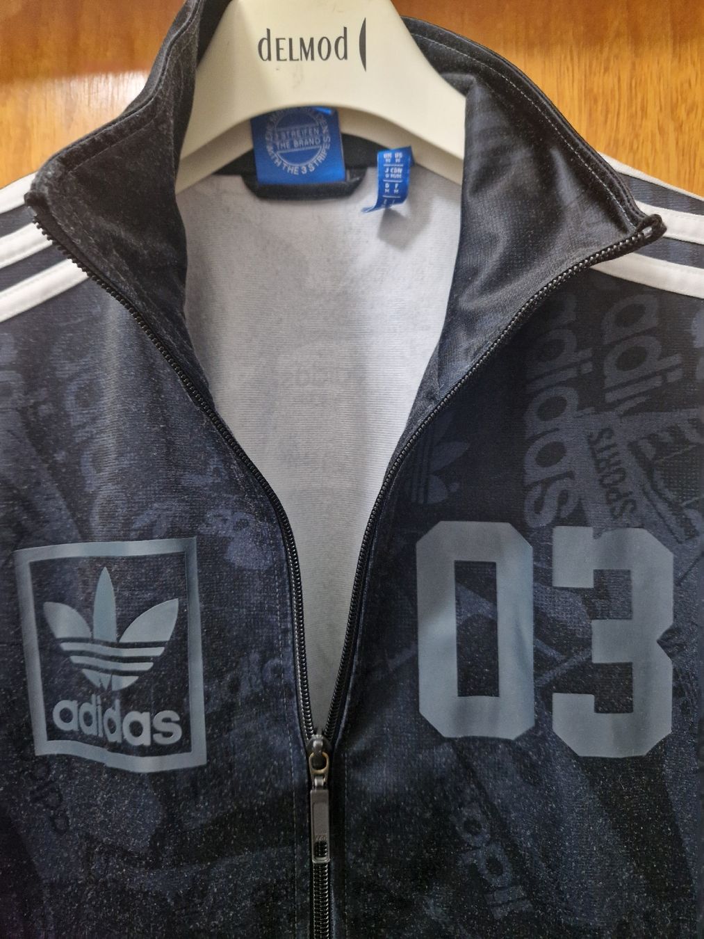 Adidas Giacche: Adidas TrainerJacke Gr. M – Usato da Münchenbuchsee venduto da Ludo_Braenz 1