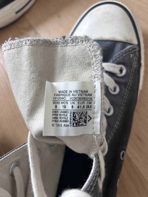 Converse Scarpe da uomo: Converse in Grau mit Verlauf Grösse 41.5 – Usato da Herrenschwanden venduto da ale_5ggz 1