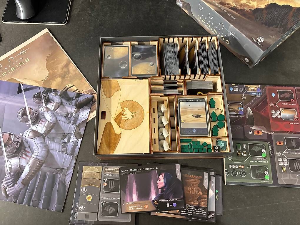 Giochi: Dune Uprising + Bloodlines + Holzinlay – Usato da Trogen venduto da Rico-Mittelholzer 1