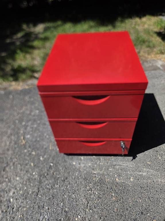 Banconi: Rollcontainer – Usato da Walenstadt venduto da -smiley- 1