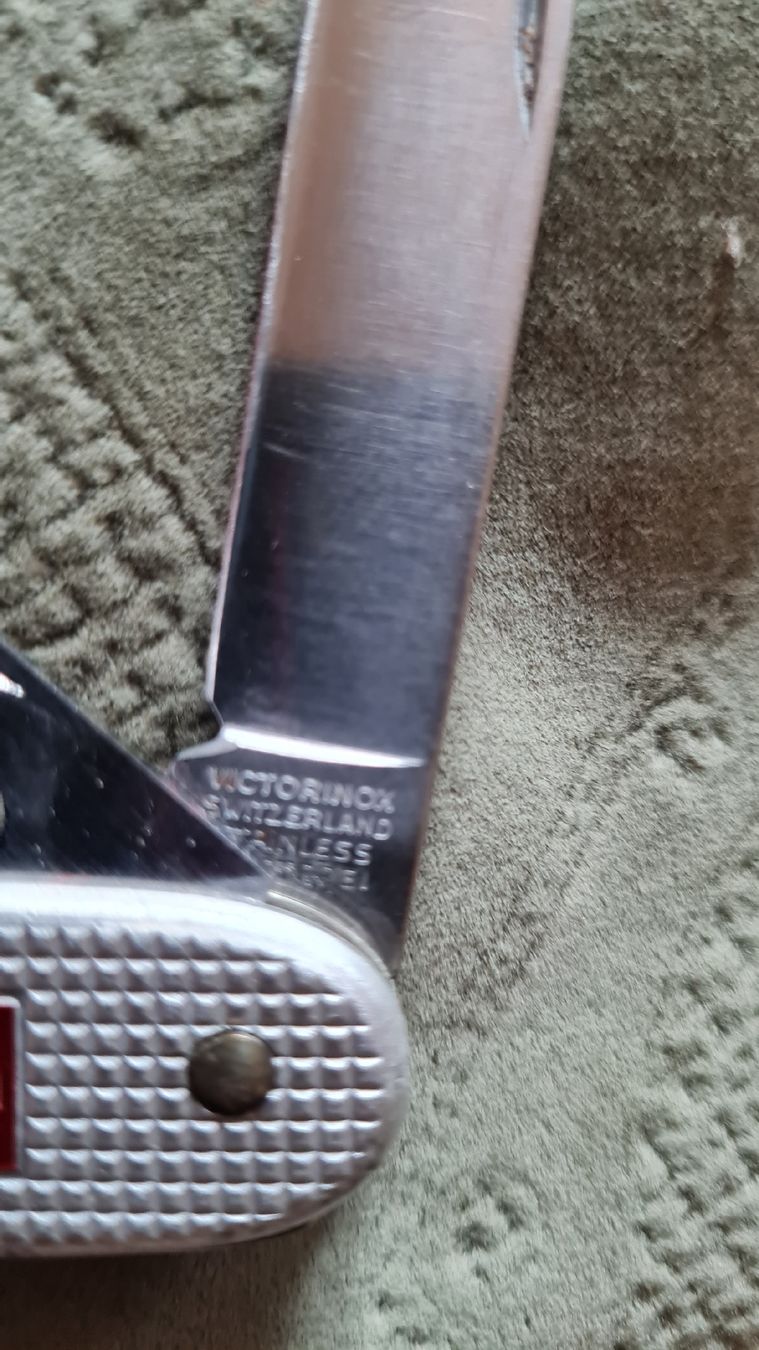 Victorinox Coltelli tascabile: Victorinox Offiziersmesser – Usato da Münsingen venduto da Cuci31 4
