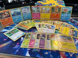 BurningShadow Bundle (BUS) DE 60 cartes Pokémon sans doublon