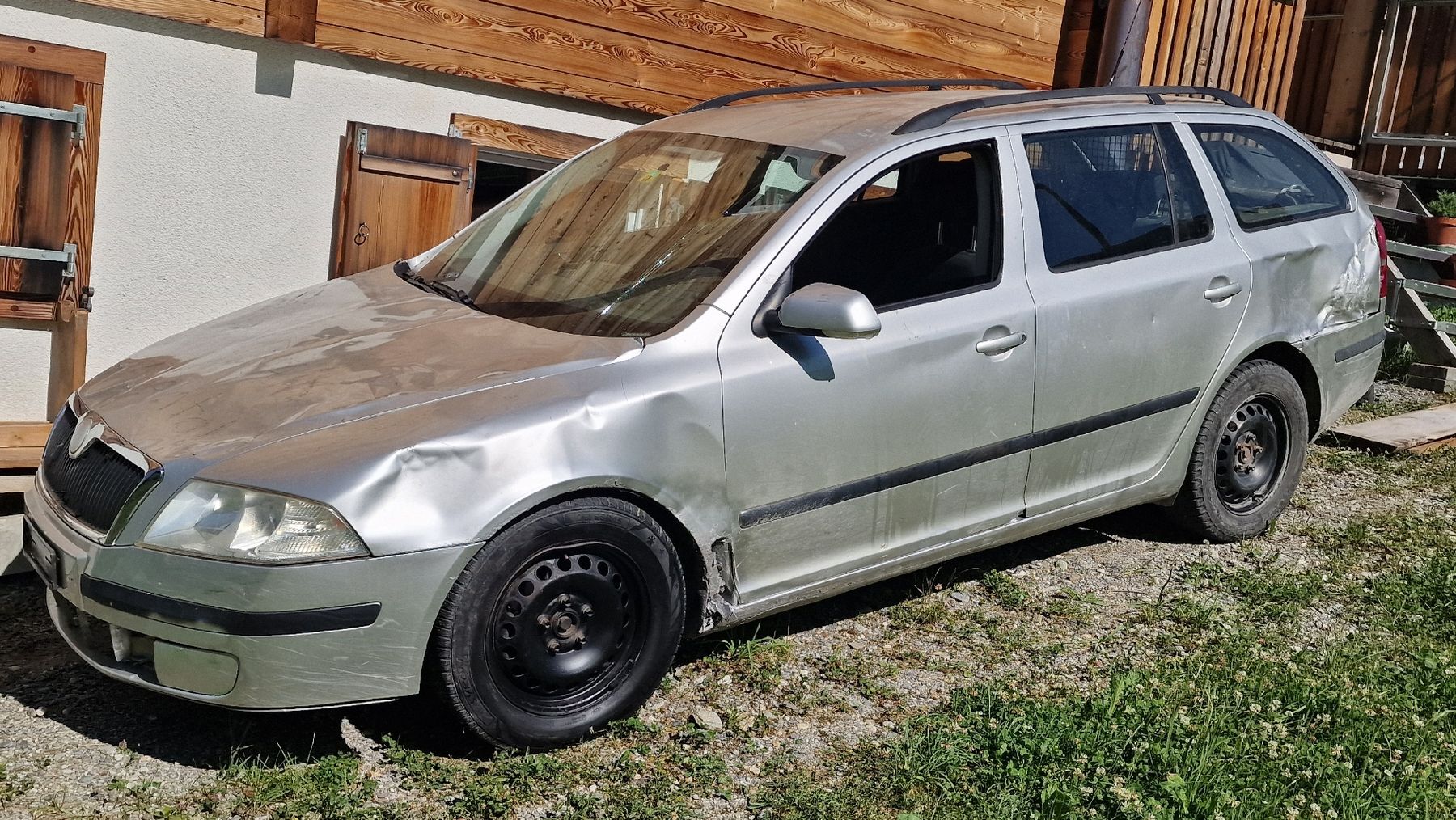 Skoda Automobili: Skoda Octavia Combi 1.9 TDI 4X4 – Difettoso da Safien Platz venduto da Supperseller 2