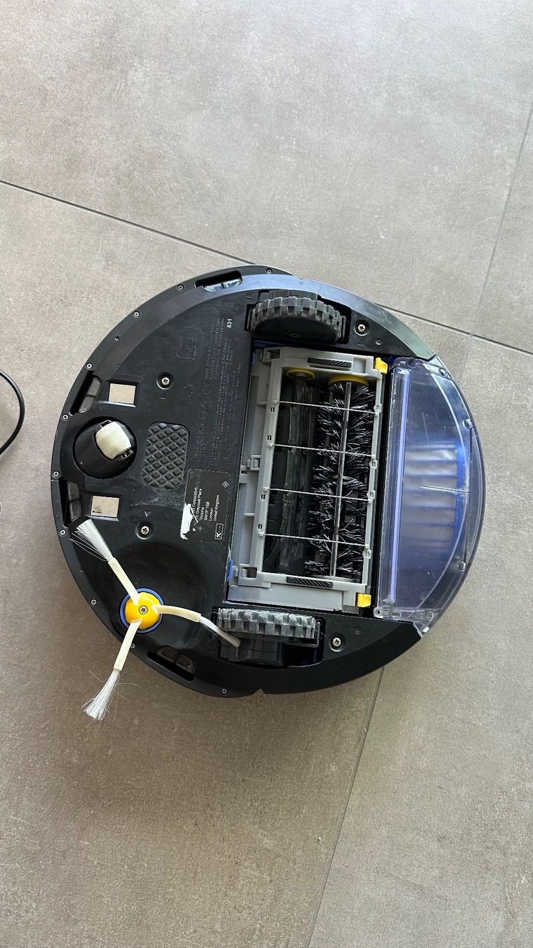 Irobot Aspirapolveri & Accessori: Roomba 631 – Usato da Lugano venduto da _tuttifrutti_ 2