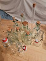 11 tolle Glasflaschen, z.B. für selbstgemachten Essig