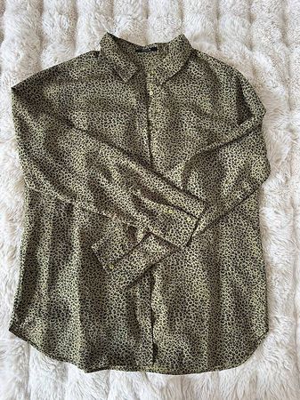 Leobluse von Opus