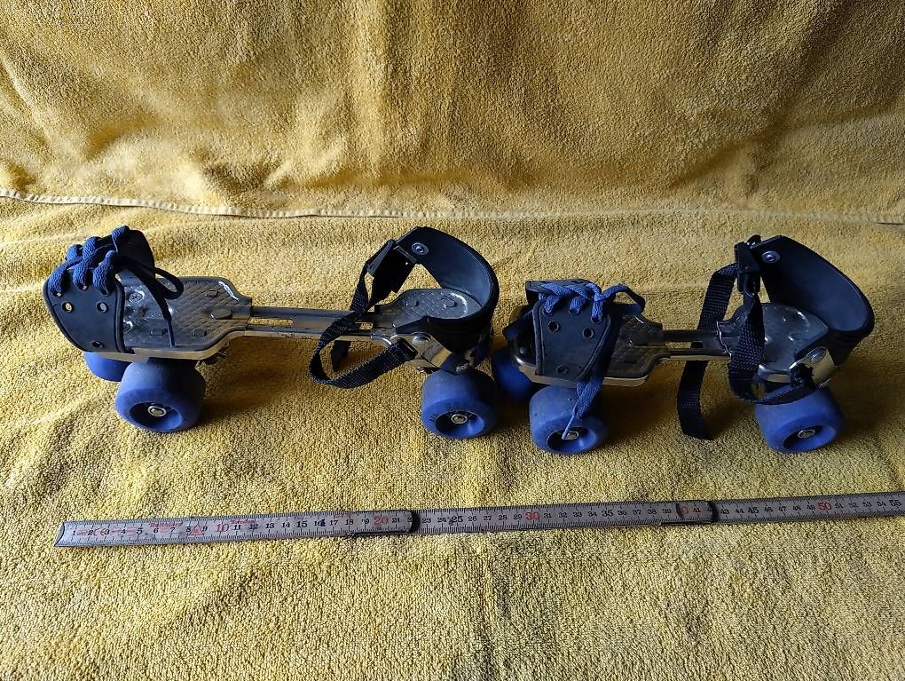 Pattini in linea & Pattini a rotelle: Rollschuhe – Usato da Uetendorf venduto da hof_2rmq 4