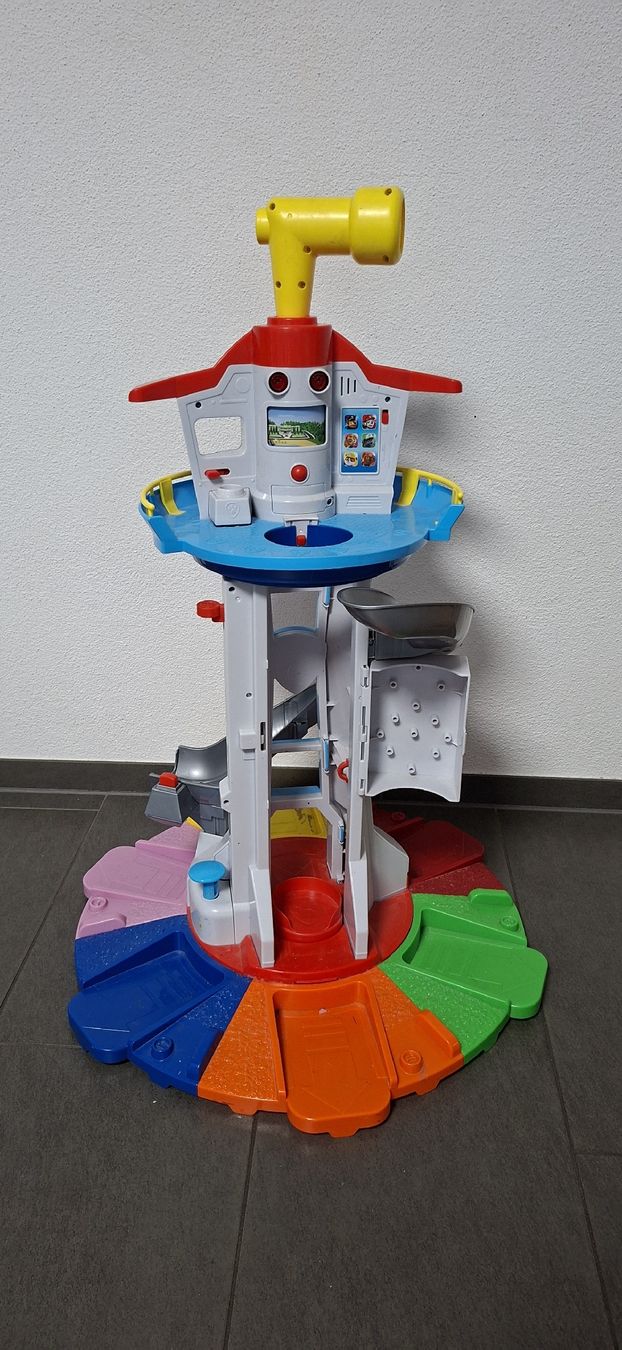 Giocattoli: Paw Patrol Zentrale – Usato da Rothenthurm venduto da Timmi05 1