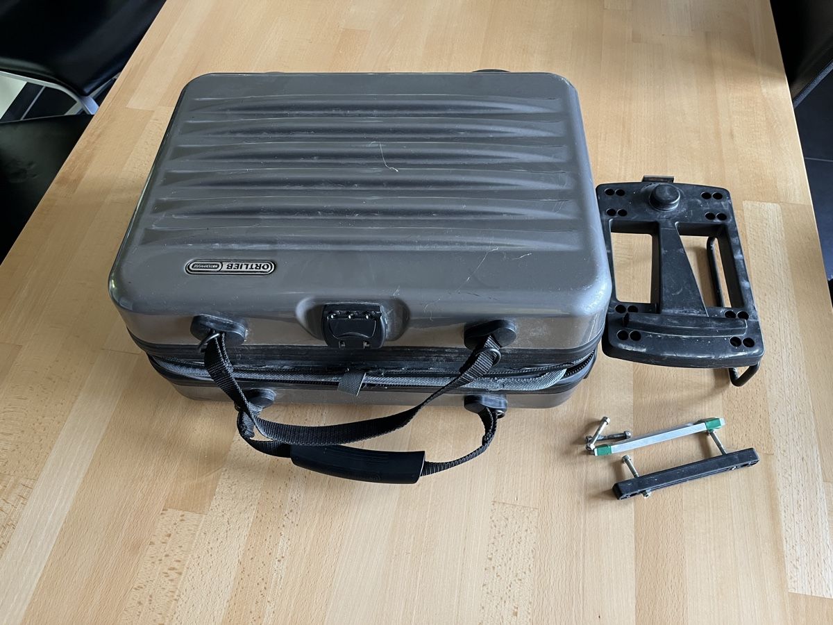 Valises de voyage: Ortlieb Velokoffer – D'occasion à Fislisbach par mo_5442 2