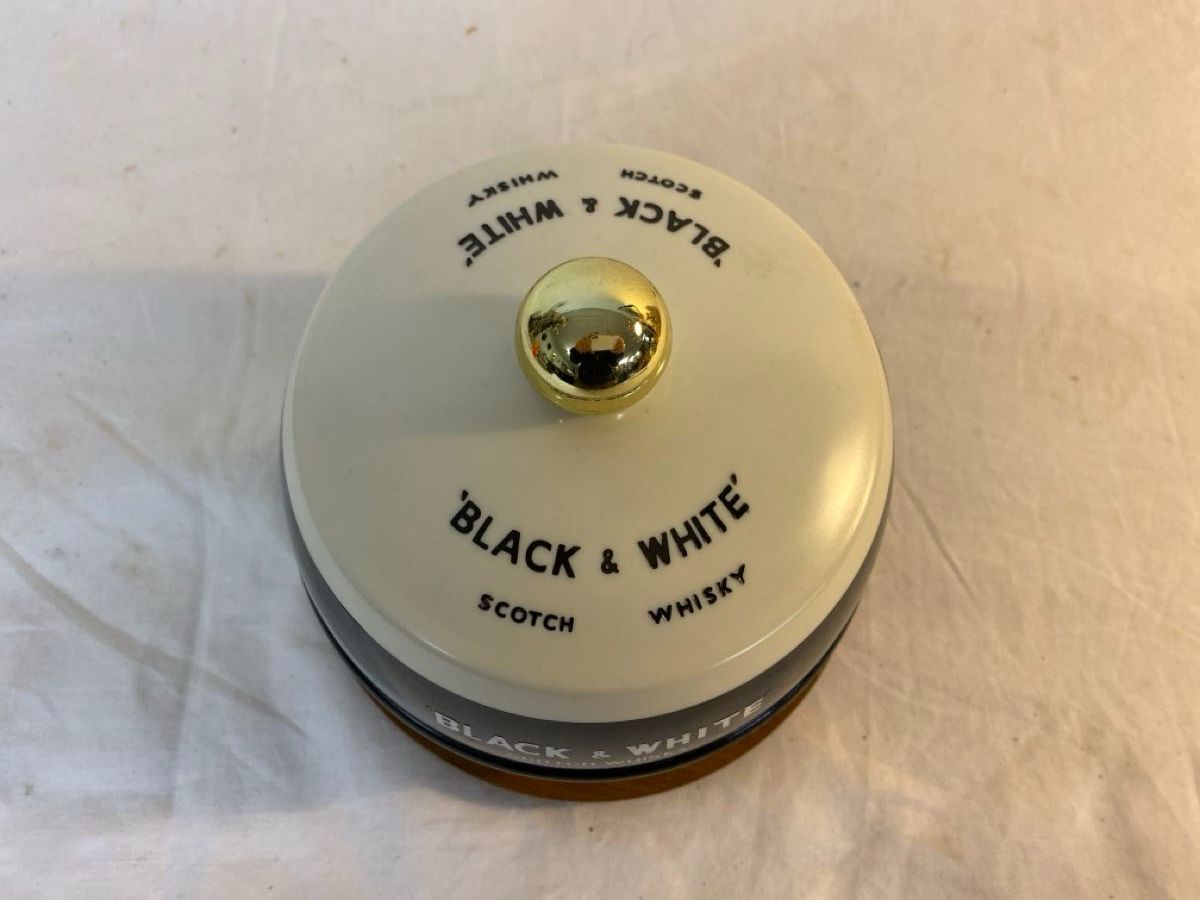 Altro: Black & White Whisky Eis Behälter Vintage Deko – Usato da sursee venduto da trilli-tralli 1