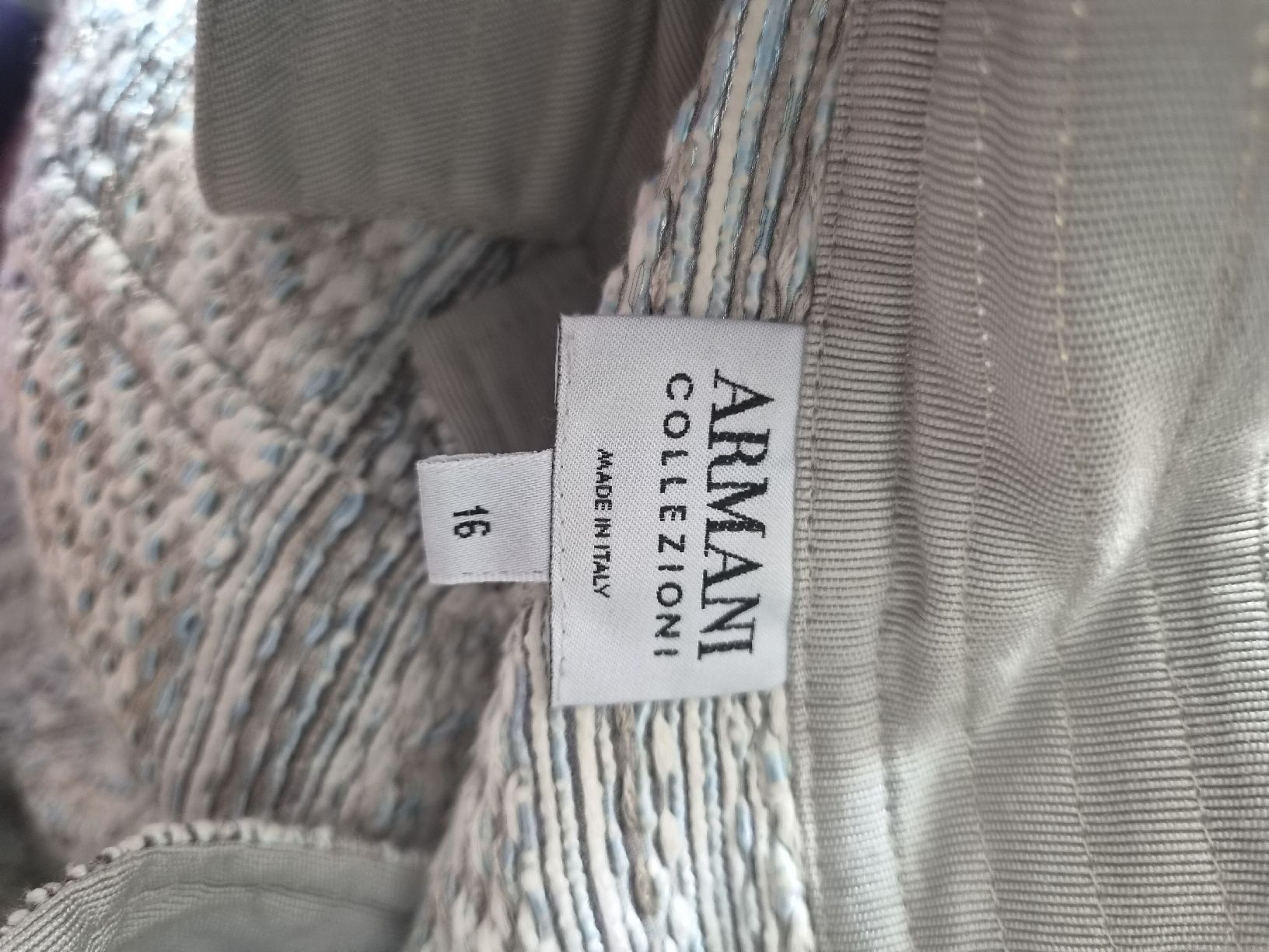 Armani Giacche & Cappotti: Armani schöne Jacke Gr. 16/L – Usato da Frenkendorf venduto da Moon111 2