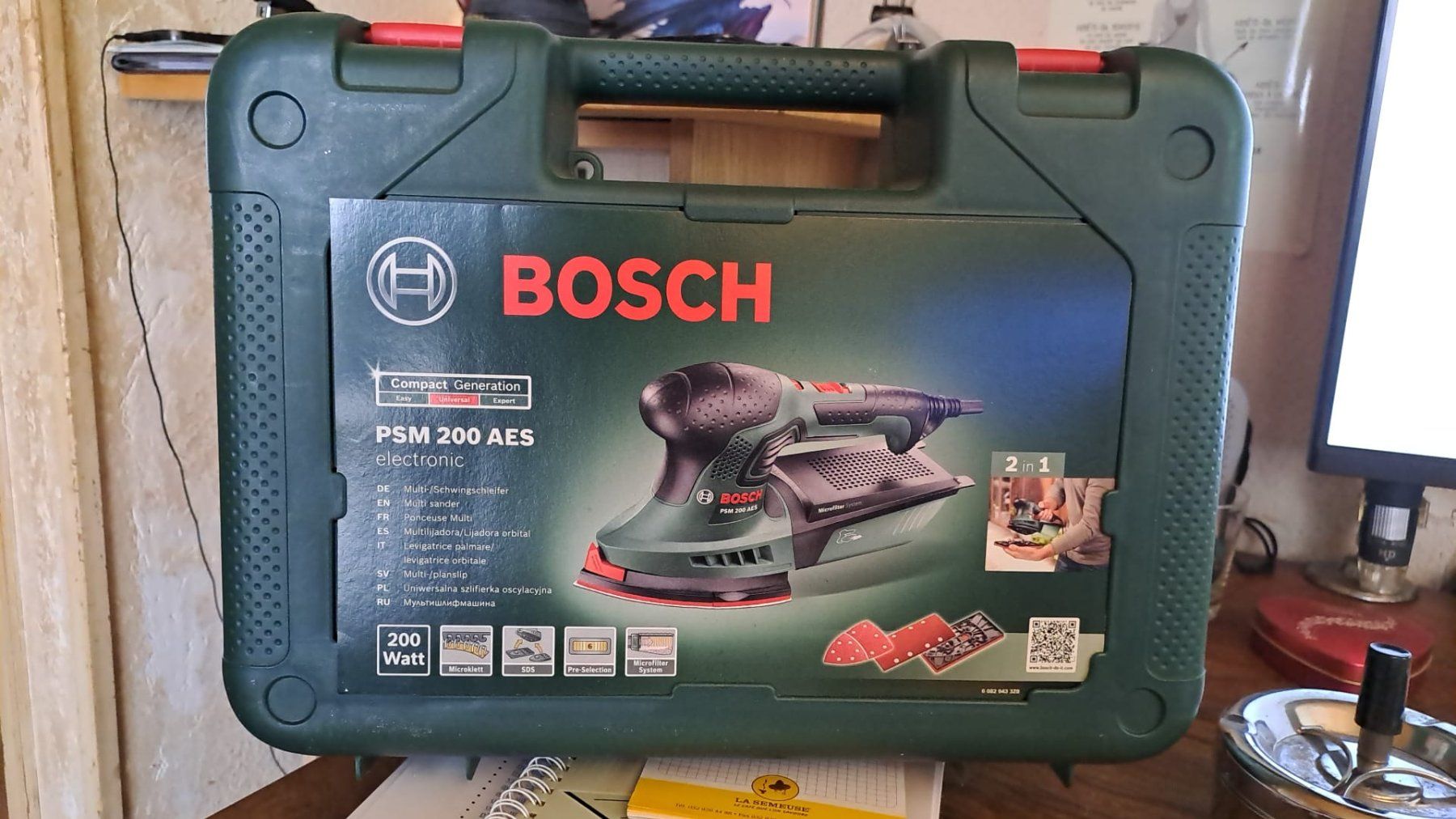 Bosch Smerigliatrici & Lucidatrici: BOSCH ponceuse – Nuovo e nell'imballaggio originale da Lausanne venduto da zor_2zbc