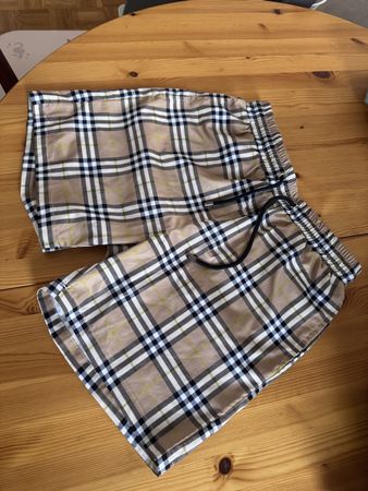 Shorts de bain Burberry Homme - Taille M - Idéal pour l'été 