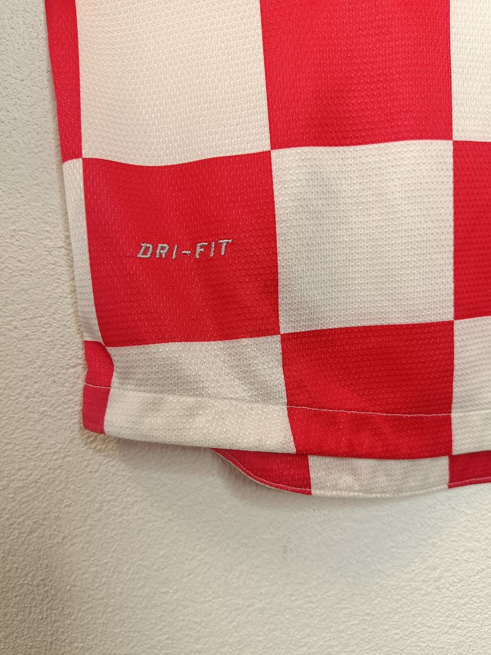 Nike Canottiere & Pantaloni: ORIGINAL Croatia 2012-13 Home Trikot – Usato da St-Léonard venduto da SwissDealsJersey 3