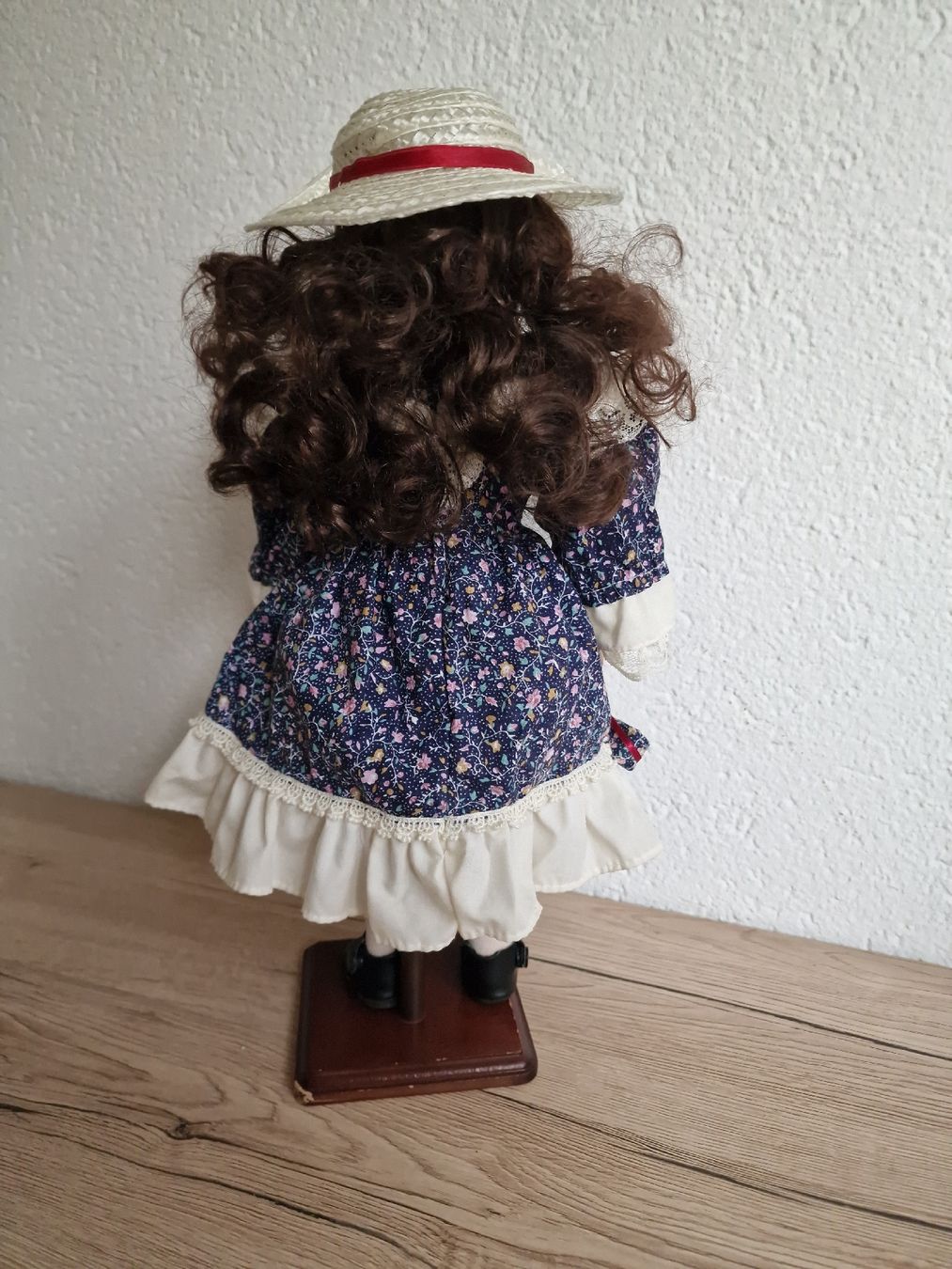 Bambole: Porzellanpuppe – Usato da Lyss venduto da kar_vgn2 1