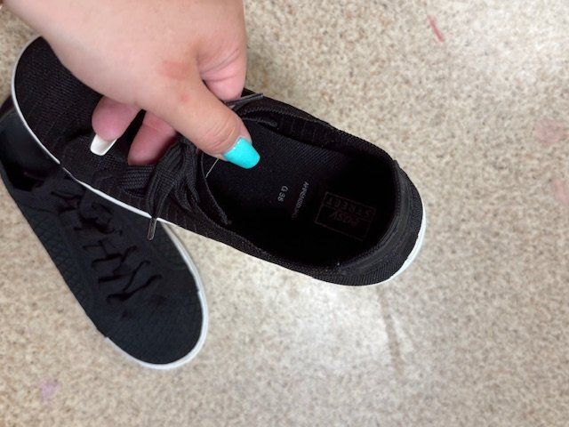 Scarpe da donna: damen sneaker grösse 38 – Usato da Oeschgen venduto da Mich_elle 2