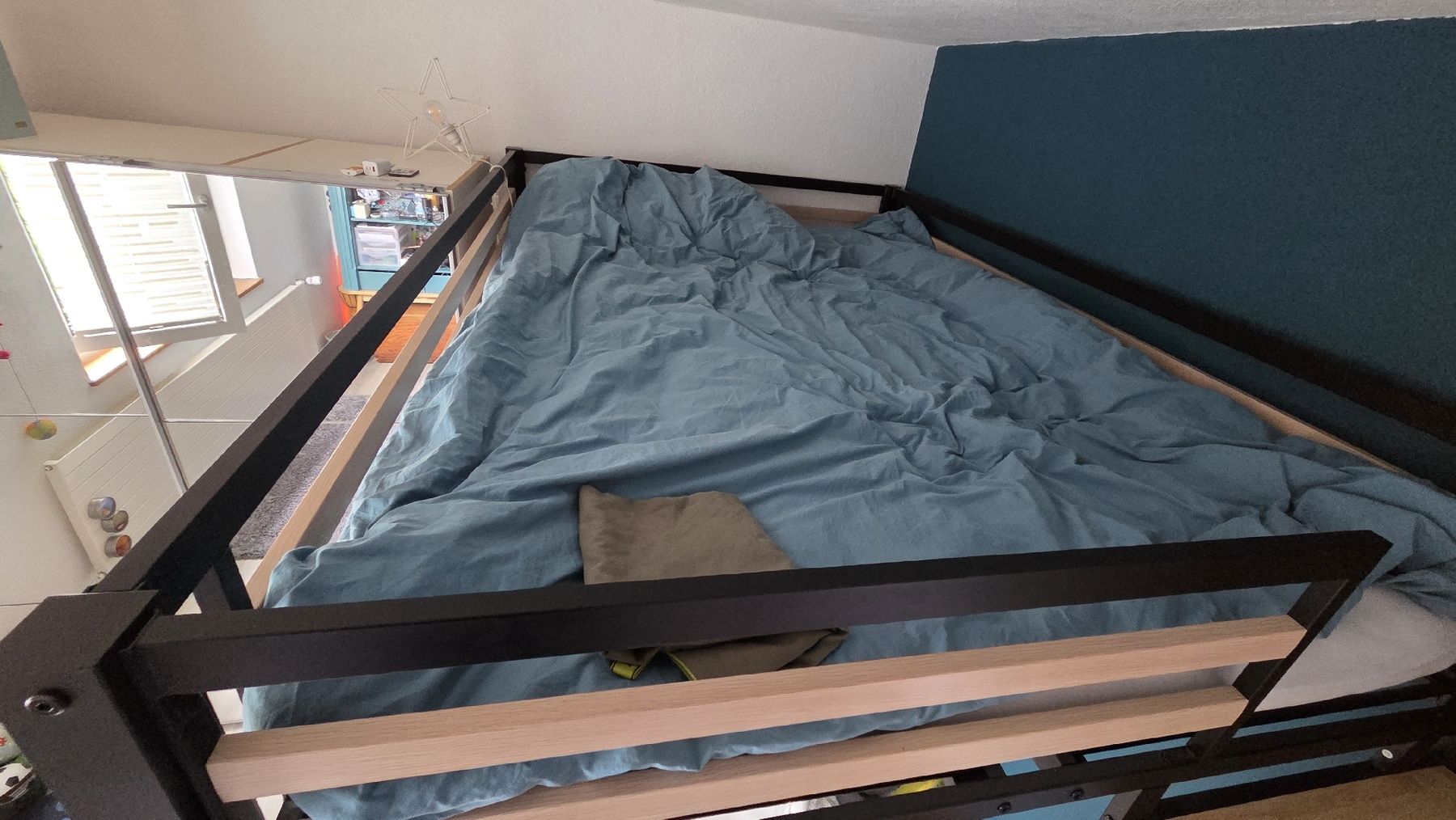 Lits: Hochbett mit Treppenaufgang – D'occasion à Winterthur par sandi99 4