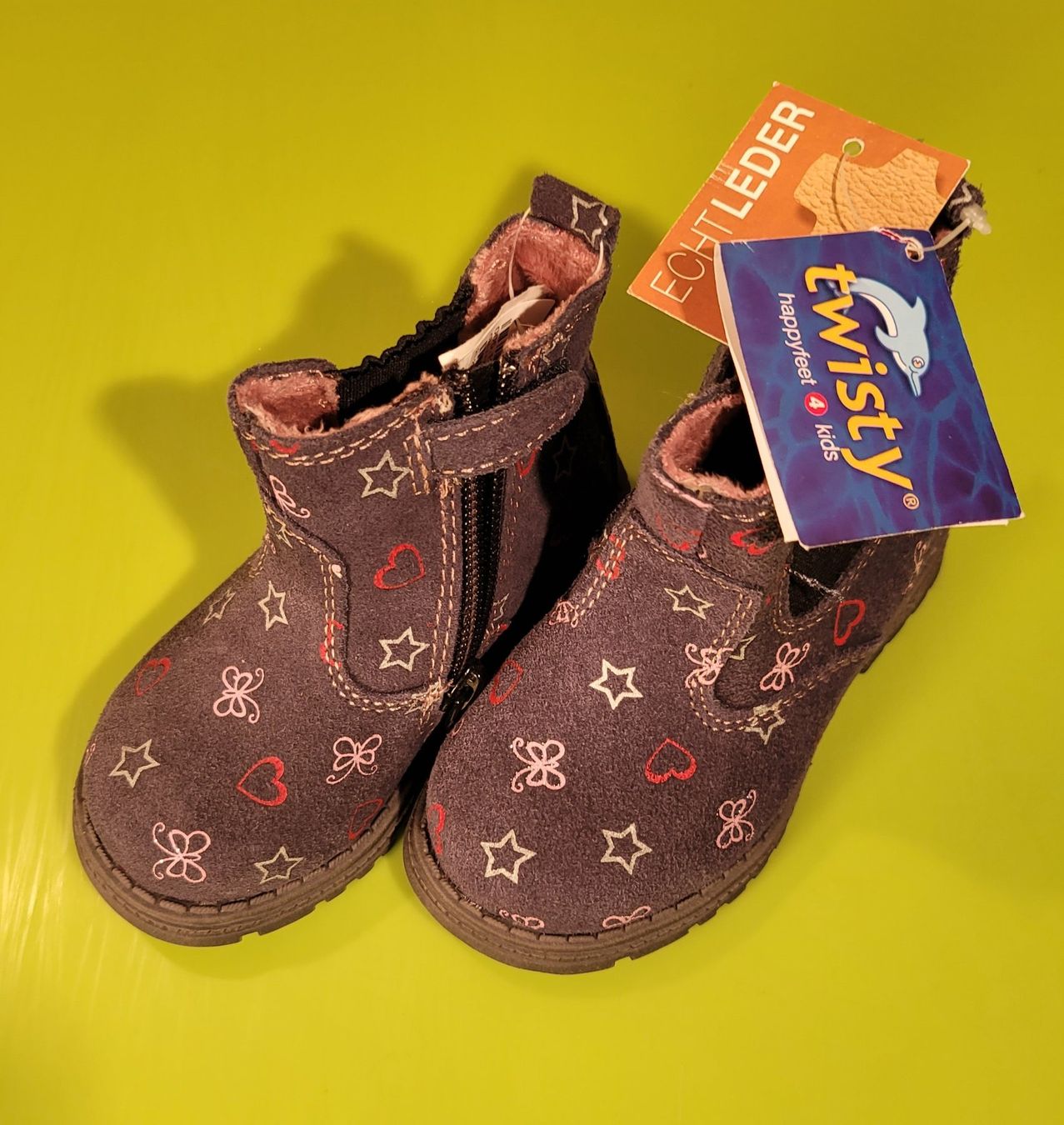 Scarpe per ragazzi: Schuhe NEU 25 TWISTY echt LEDER – Nuovo (secondo la descrizione) da Emmenbrücke venduto da yanndrechsler