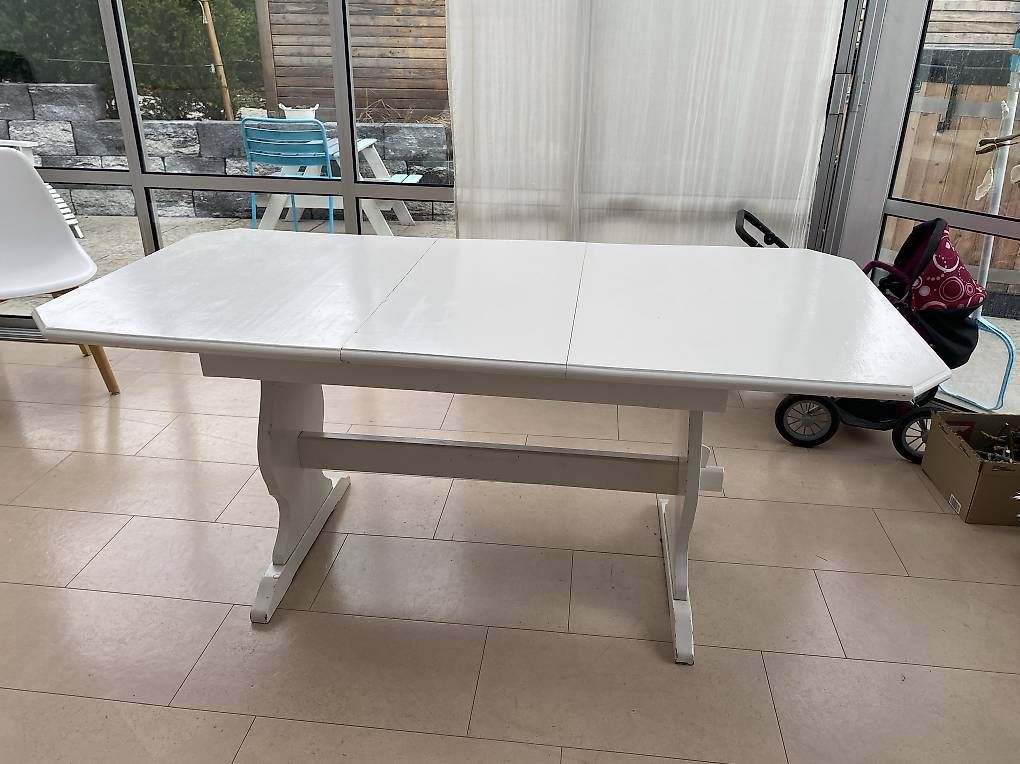 Tables: Holztisch – D'occasion à Oberdiessbach par ale_bsz8