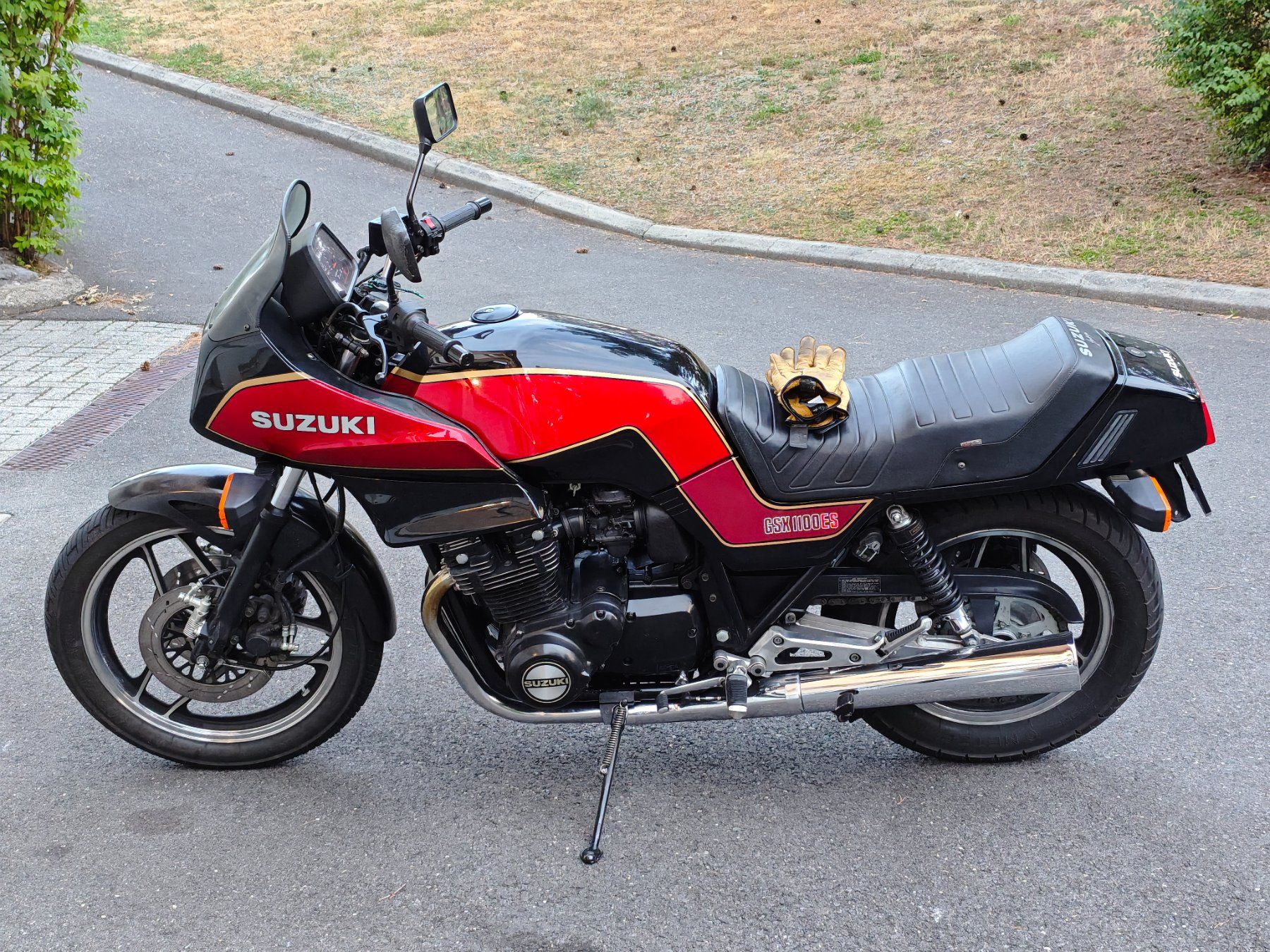 Suzuki Strada: Suzuki GSX 1100 ES – Usato da St-Sulpice VD venduto da flowwolf7 1