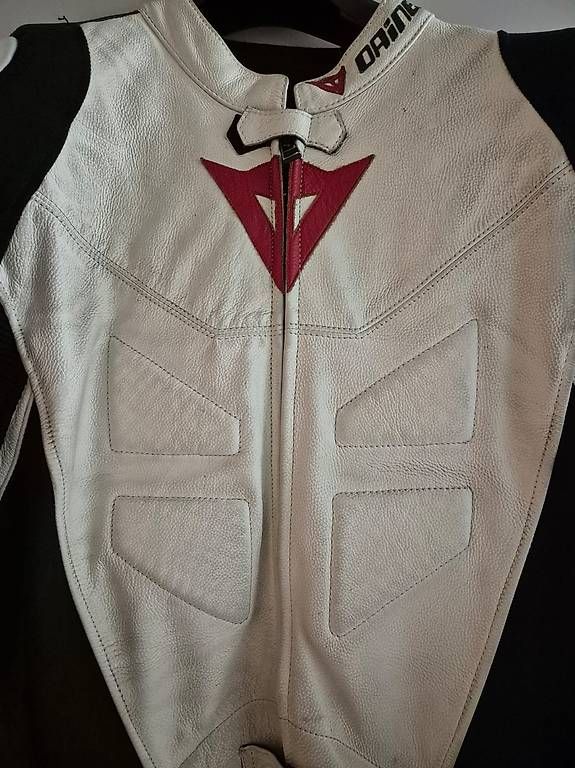 Completi: Dainese Motorradkombi Grösse 52 – Usato da Uster venduto da Marc0114 3