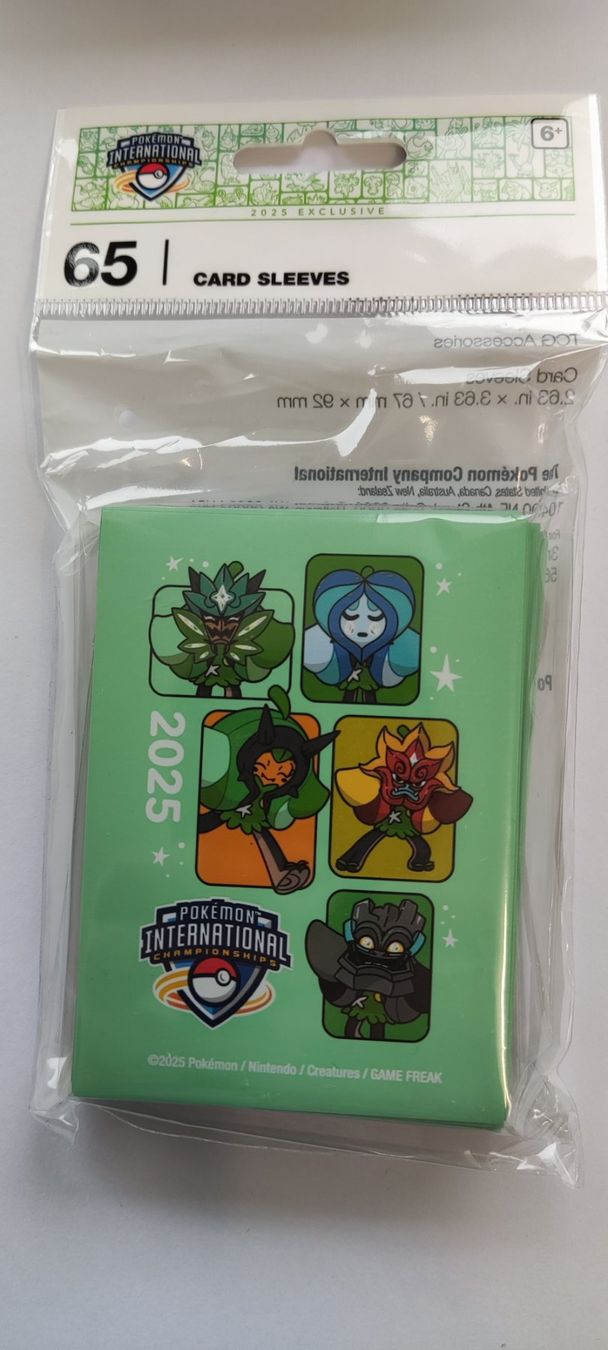 Pokémon Sammelbilder & Trading cards: Pokémon EUIC 2025 Ogerpon Double Deck Box & Sleeves – Neu und originalverpackt aus St. Gallen von tradermuck 3