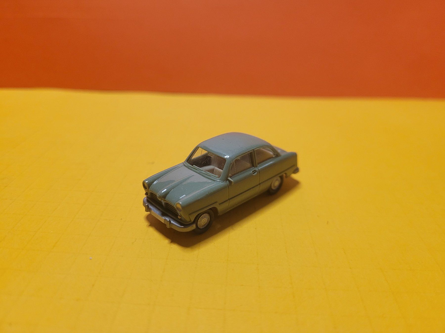 Ford Modellini d'auto: Ford 12M "Weltkugel" Wiking 1:87 – Usato da Domdidier venduto da Bimbo57 1