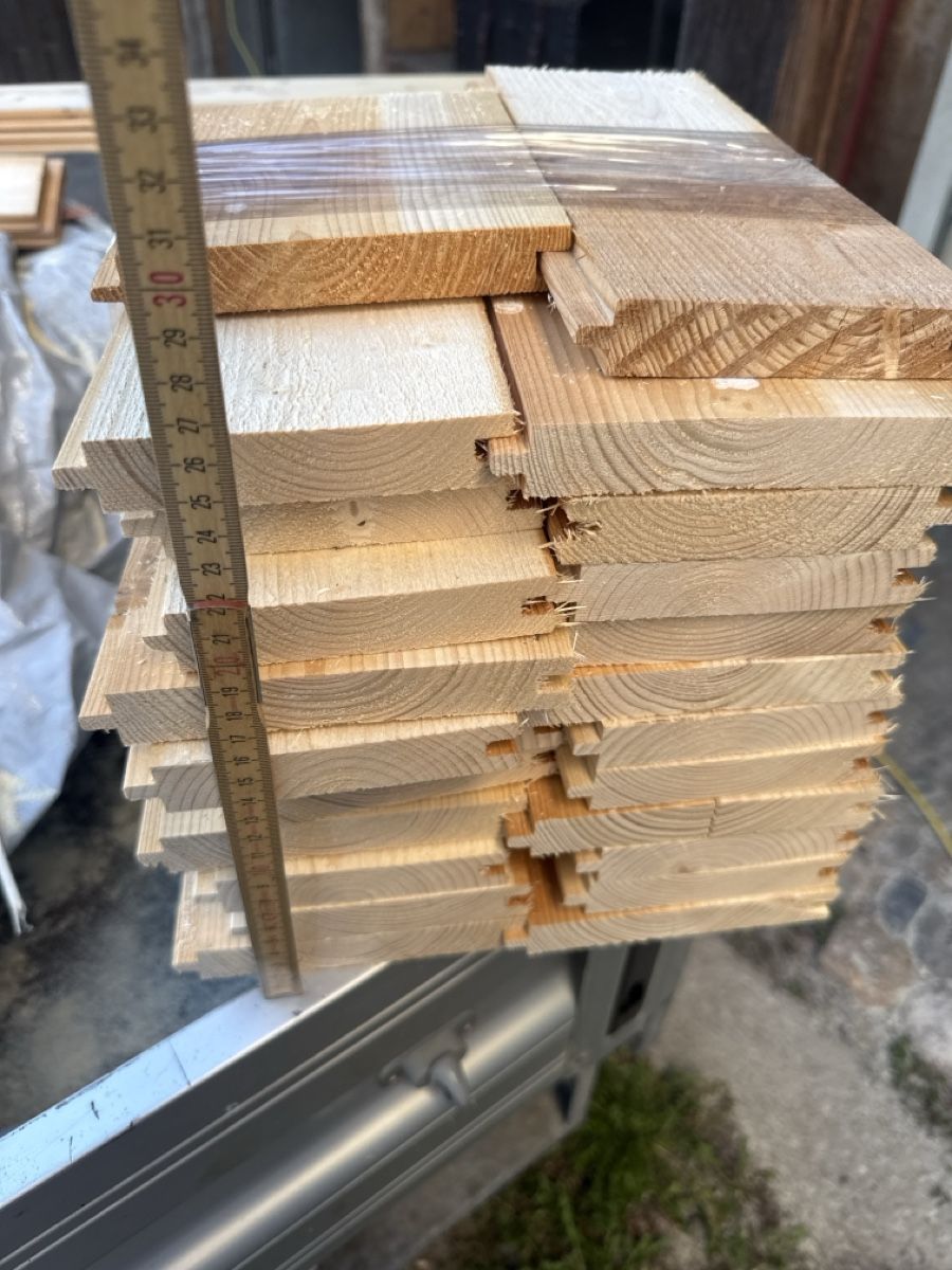 Holzartikel: Brennholz 🪵 – Gebraucht aus Langnau i. E. von Acrjl 2