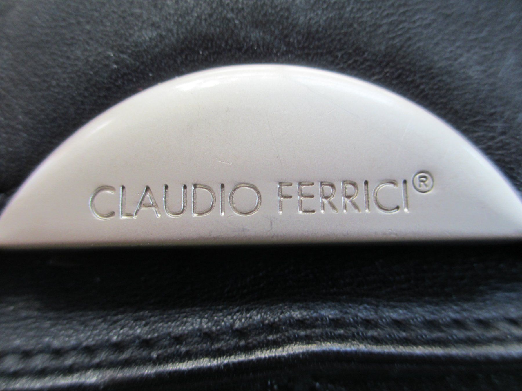Claudio Ferrici Borse da donna: Claudio Ferrici Handtasche, schwarz – Usato da Herisau venduto da fan_h9qj 4