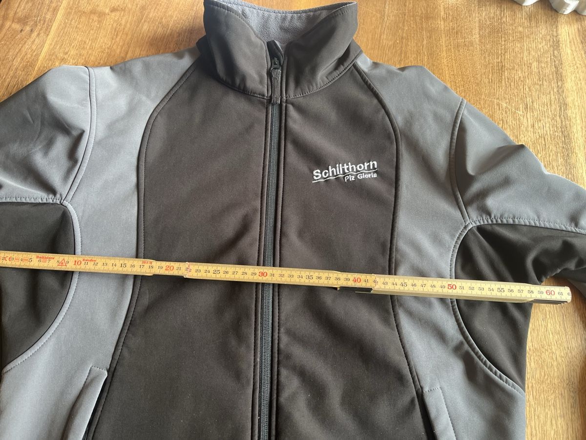 Giacche: Softshell Jacke Gr M Schilthorn Piz Gloria – Usato da Aarberg venduto da Jakaro 1
