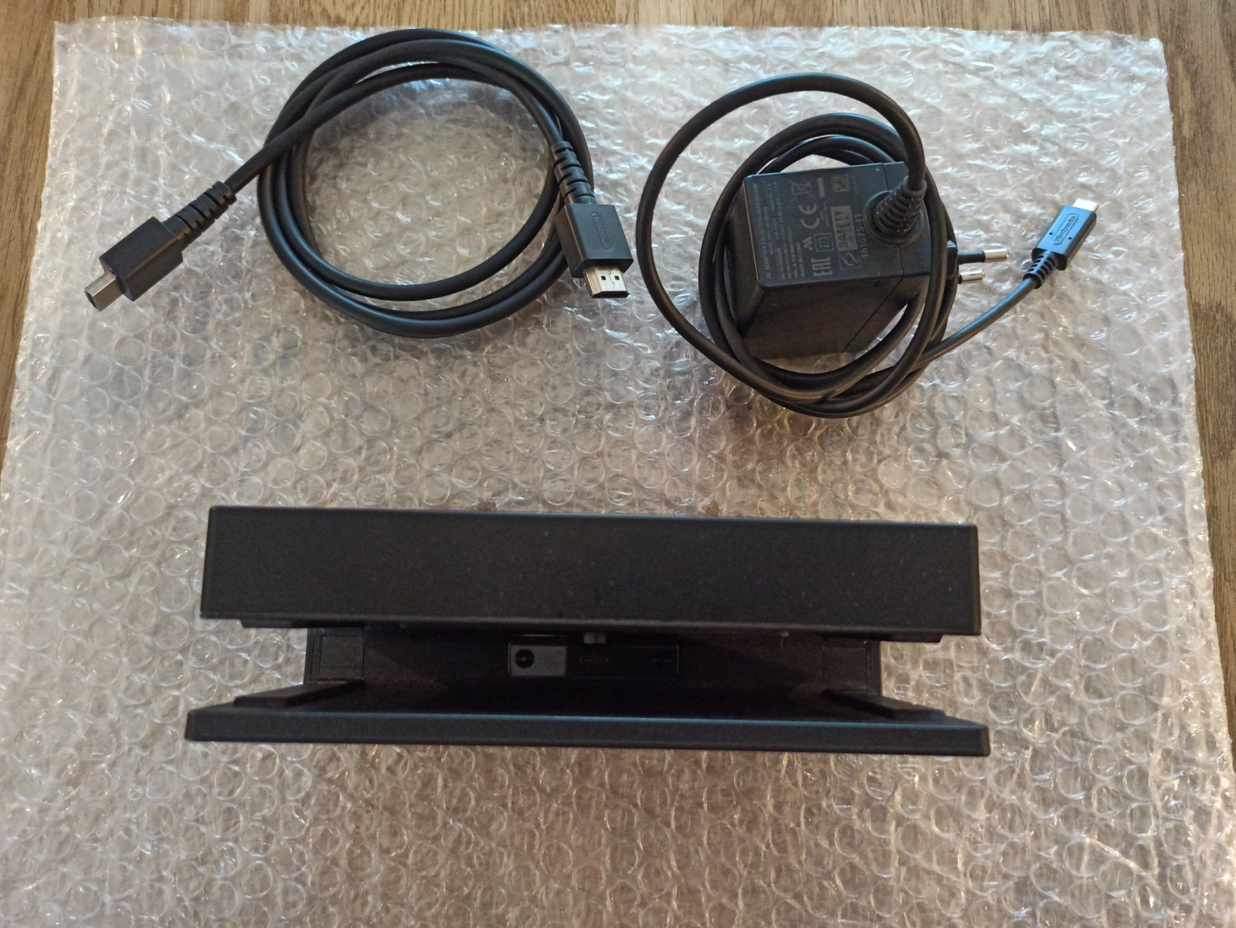 Dockingstation: Original Nintendo Switch TV-Dockingstation mit Netzteil NSW – Gebraucht aus Oberweningen von mar_87mx 2