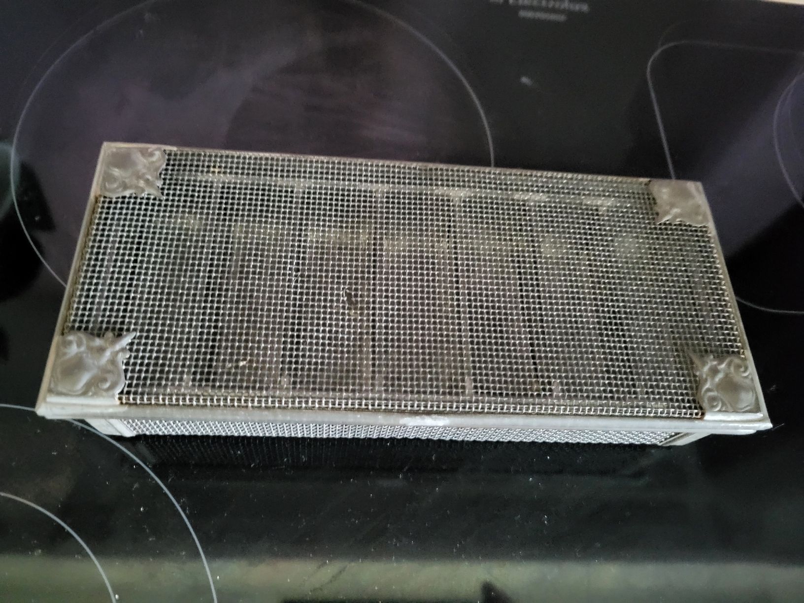 Barattoli: antike  Geldkasse  Metalgeflecht – Usato da Gutenswil venduto da ghekko88 7