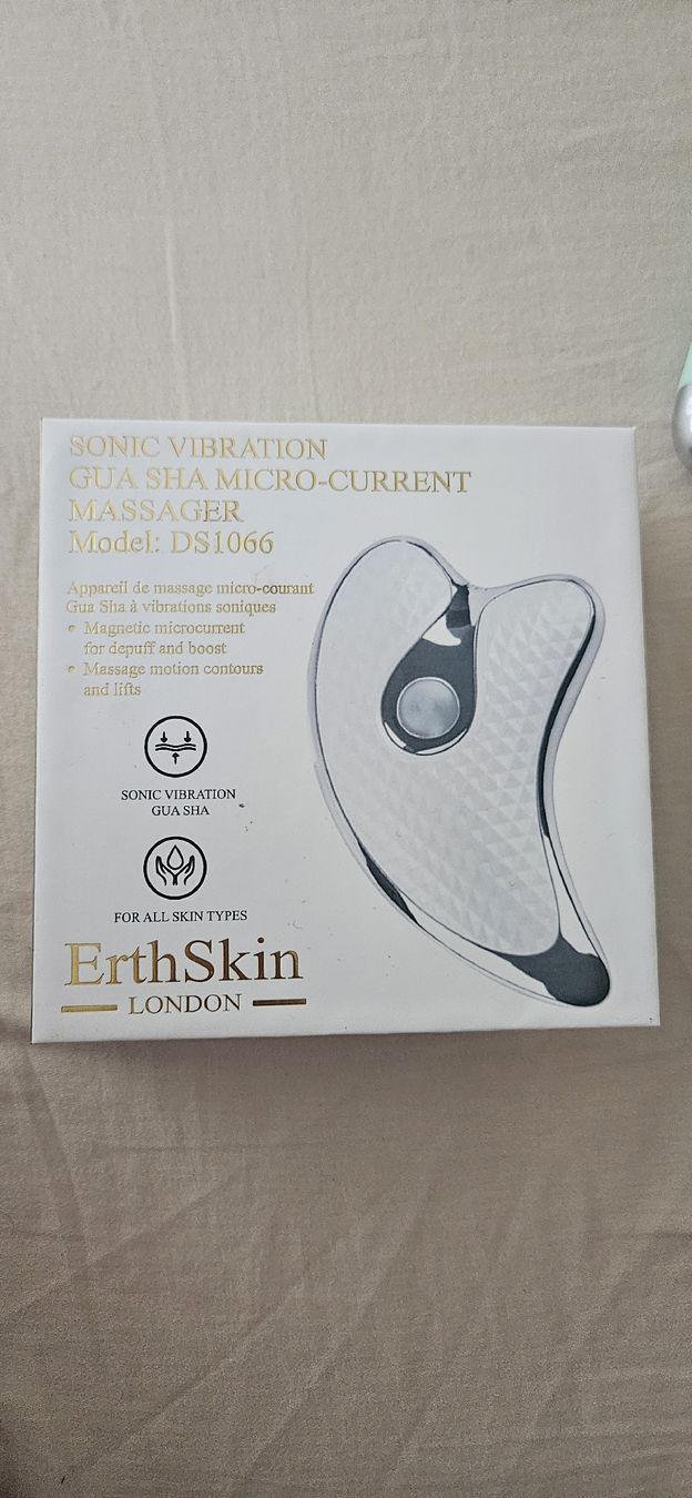 Cura del viso: Sonic Vibration Gua Sha Micro-Current Massager DS1066 – Nuovo (secondo la descrizione) da Feuerthalen venduto da san_7pnz