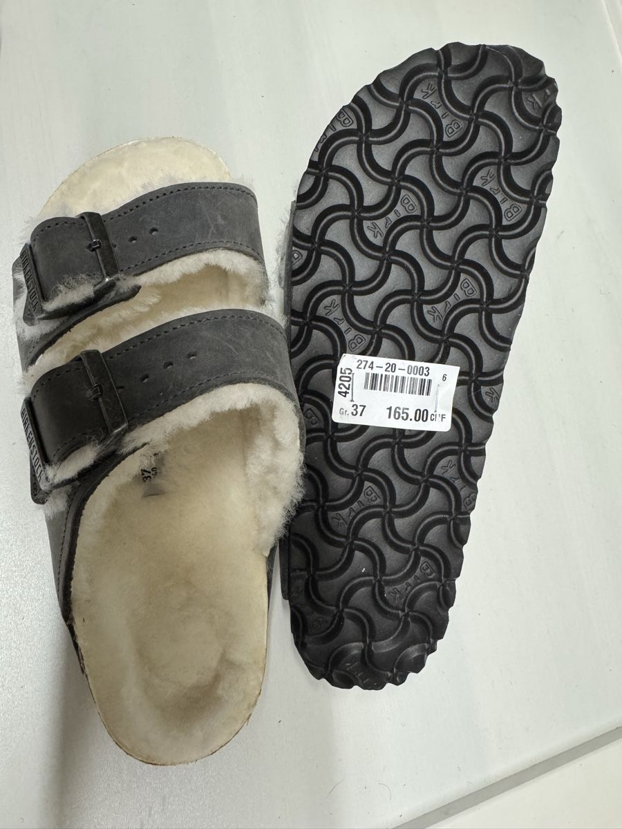 Birkenstock Scarpe da donna: Birkenstock Arizona fourrées, taille 37 – Nuovo (secondo la descrizione) da Brügg BE venduto da Goob 4