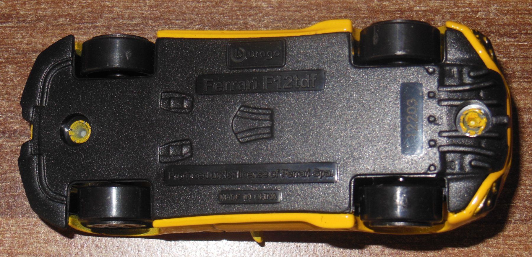 Bburago Modellini d'auto: Ferrari Modellauto 2 Stück von Bburago – Nuovo e nell'imballaggio originale da Münchwilen TG venduto da ecudos10 4
